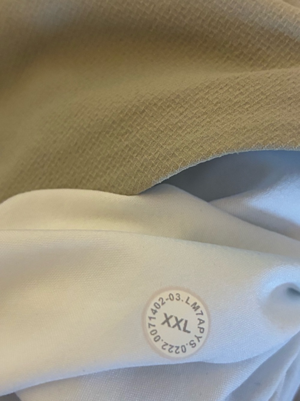 Lululemon Shorts Mens Size 2XL License to Train Linerless Beige Training Gym - Picture 9 of 16